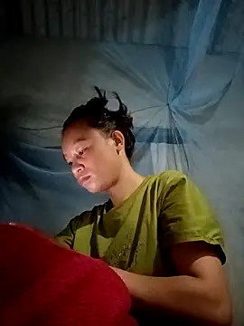 Snapshot of simi-lucy chatting on 09/29/25, 10:25 simi-lucy online show from 09/29/25, 10:25