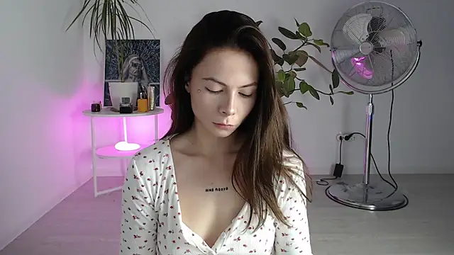 ChloeSummers online show from 09/24/25, 10:07