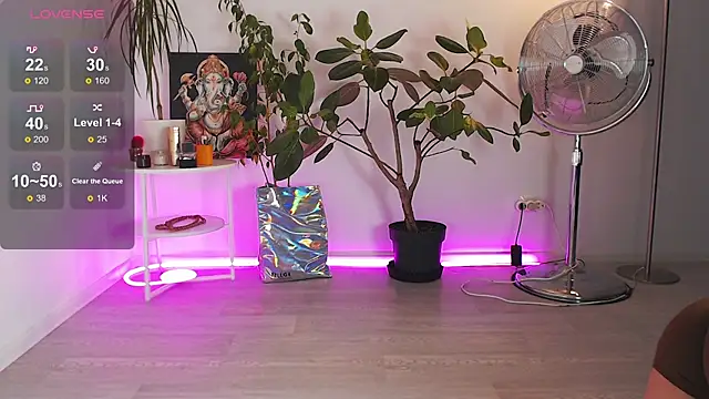 ChloeSummers online show from 10/15/25, 02:28