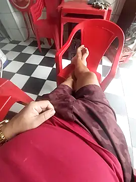 Snapshot of andrerj22 chatting on 10/31/25, 06:09 andrerj22 online show from 10/31/25, 06:09