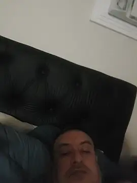 andrerj22 online show from 05/14/26, 03:46