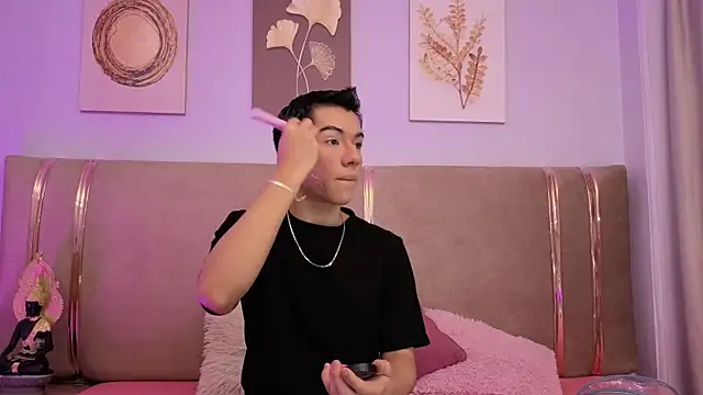 Jessyy Mateus online show from 09/25/25, 03:54