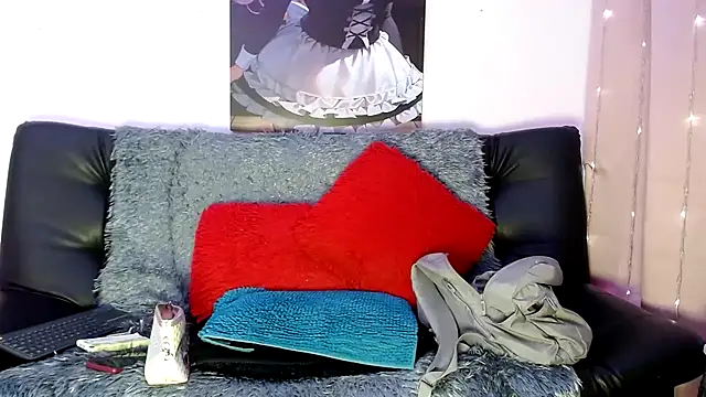 LAHILA COOPERR online show from 10/22/25, 12:27