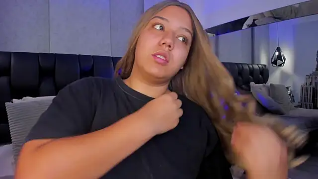 SadieFoster online show from 09/25/25, 02:10