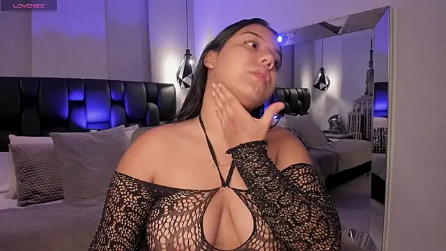 SadieFoster online show from 10/08/25, 02:36