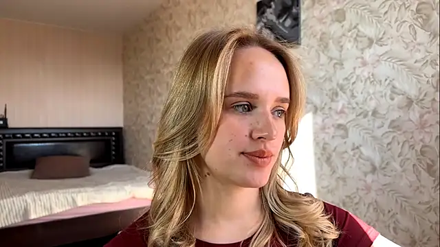 ElisabetLorney online show from 09/30/25, 07:35