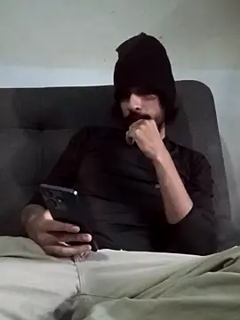 Alejandro92 cali online show from 11/08/25, 10:08