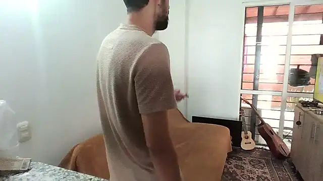 Alejandro92 cali online show from 07/17/26, 05:40