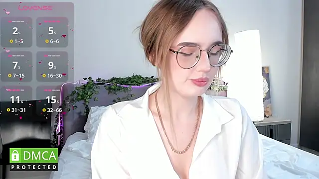 KyotoGlow online show from 10/06/25, 04:32