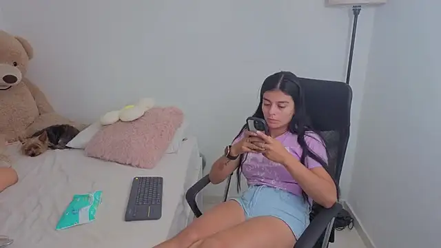 valerihouse online show from 10/24/25, 12:52