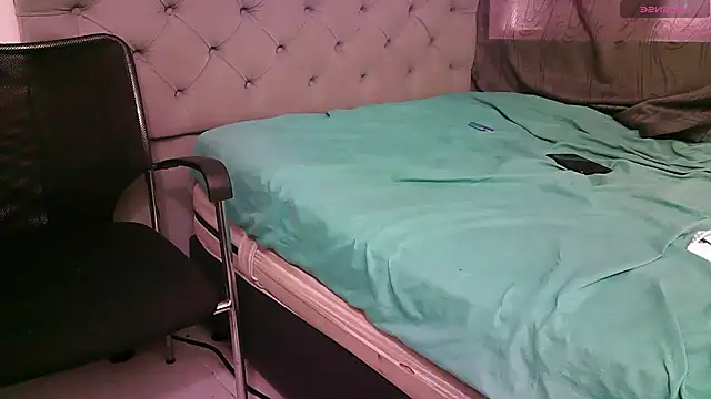 g0lden boss online show from 10/14/25, 06:31