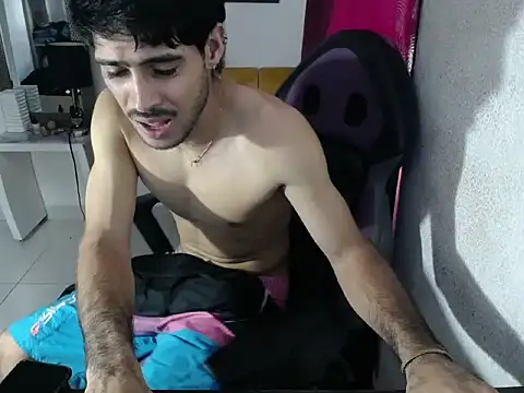 g0lden boss online show from 11/06/25, 01:34