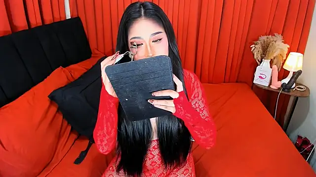 PereyLierge online show from 07/04/26, 08:15