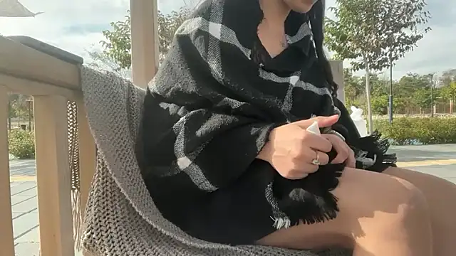 goncagul3407 online show from 10/06/25, 12:35