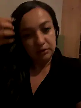 Snapshot of andrea-cohen chatting on 11/09/25, 01:15 andrea-cohen online show from 11/09/25, 01:15