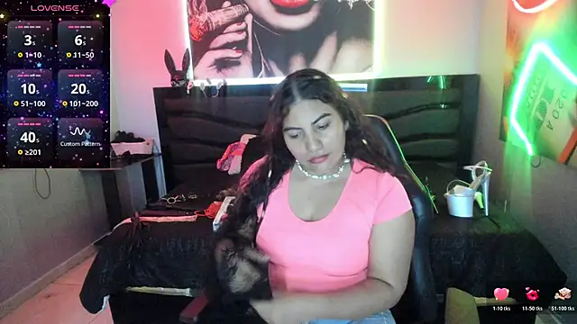 Snapshot of Sara_Bdsm_ chatting on 01/18/26, 02:43 Sara Bdsm online show from 01/18/26, 02:43