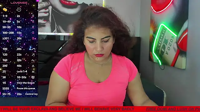 Snapshot of Sara_Bdsm_ chatting on 02/28/26, 09:05 Sara Bdsm online show from 02/28/26, 09:05