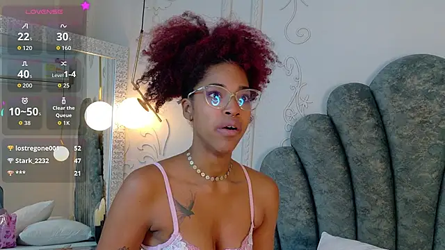 Charlotte-Novac online show from 09/20/25, 02:40