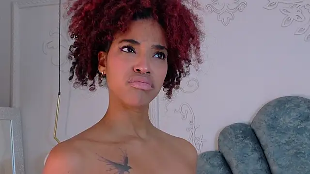 Charlotte-Novac online show from 10/14/25, 04:08