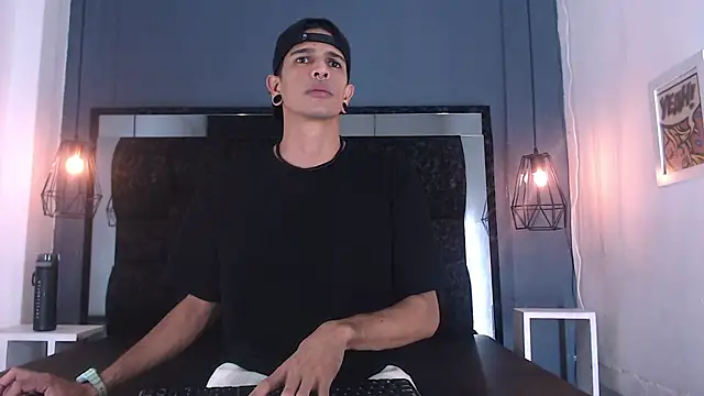 Snapshot of Franvill_Trato chatting on 10/08/25, 07:11 Franvill Trato online show from 10/08/25, 07:11