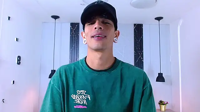 Snapshot of Franvill_Trato chatting on 11/01/25, 06:43 Franvill Trato online show from 11/01/25, 06:43