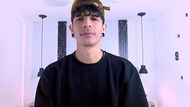 Snapshot of Franvill_Trato chatting on 11/02/25, 03:58 Franvill Trato online show from 11/02/25, 03:58