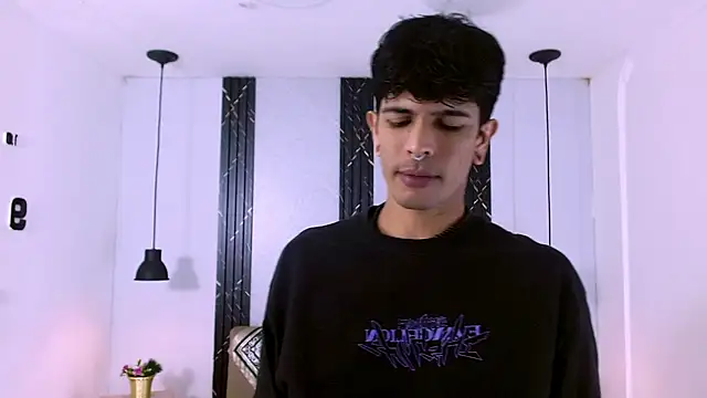 Snapshot of Franvill_Trato chatting on 01/10/26, 07:48 Franvill Trato online show from 01/10/26, 07:48
