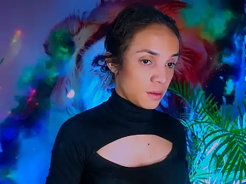 Snapshot of Cristal_Gem1 chatting on 09/25/25, 05:27 Cristal Gem1 online show from 09/25/25, 05:27