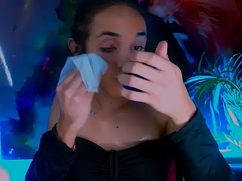 Snapshot of Cristal_Gem1 chatting on 09/27/25, 12:15 Cristal Gem1 online show from 09/27/25, 12:15