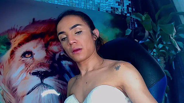 Snapshot of Cristal_Gem1 chatting on 12/03/25, 12:14 Cristal Gem1 online show from 12/03/25, 12:14