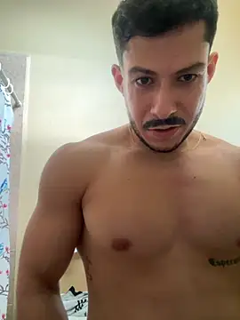 Snapshot of Darg98 chatting on 10/04/25, 09:57 Darg98 online show from 10/04/25, 09:57