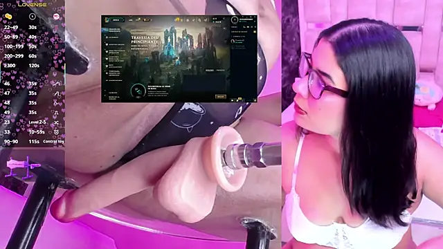 Snapshot of AntonellaVegas chatting on 09/29/25, 04:50 AntonellaVegas online show from 09/29/25, 04:50