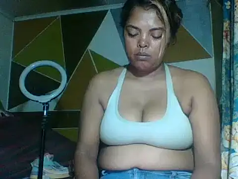Snapshot of SEXY_METISE chatting on 02/19/25, 08:41 SEXY METISE online show from 02/19/25, 08:41