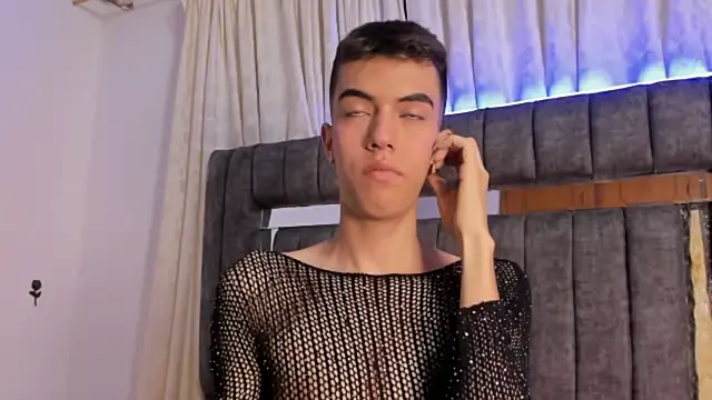 dylan 202520  online show from 09/24/25, 11:35