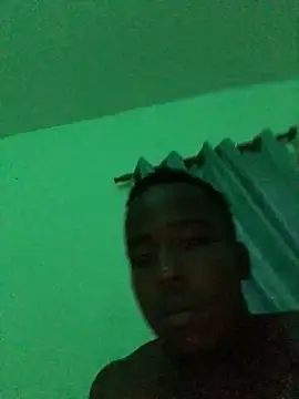 Snapshot of lildumpzzz chatting on 06/17/26, 03:24 lildumpzzz online show from 06/17/26, 03:24