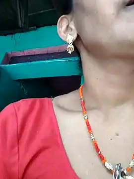 Pooja750 online show from 11/23/25, 06:13