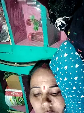 Pooja750 online show from 12/05/25, 02:36