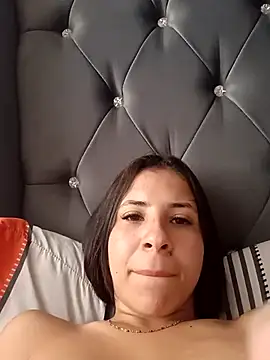 Liagni0 online show from 11/05/25, 03:23