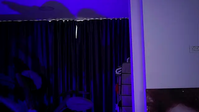 OlyviaVey online show from 10/27/25, 10:30