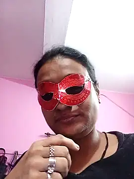 Snapshot of Gullapi chatting on 11/20/25, 02:34 Gullapi online show from 11/20/25, 02:34