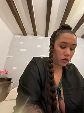 Snapshot of Big_Boob_Gang chatting on 10/24/25, 08:16 Big Boob Gang online show from 10/24/25, 08:16