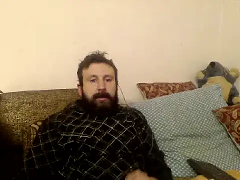 vihand22 online show from 09/28/25, 06:02