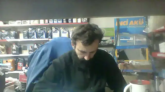 vihand22 online show from 10/04/25, 06:33