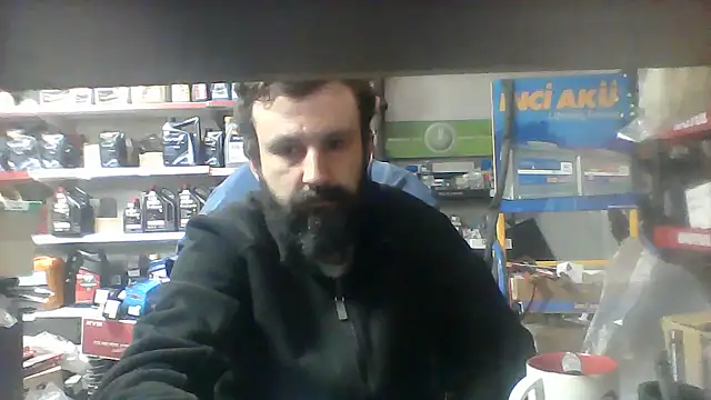 vihand22 online show from 10/08/25, 06:33