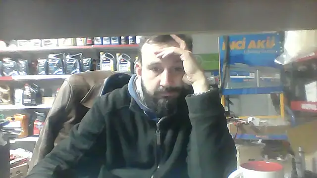 vihand22 online show from 10/21/25, 06:14