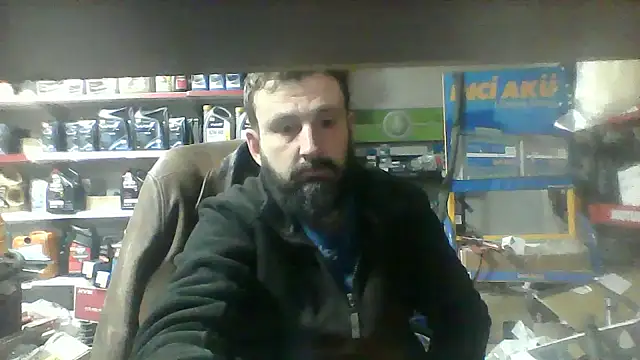 vihand22 online show from 10/28/25, 12:52