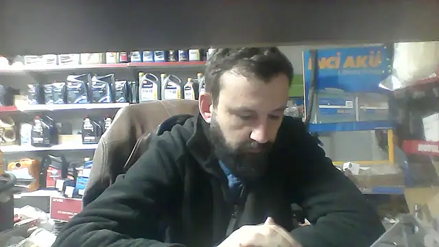 vihand22 online show from 10/29/25, 07:43