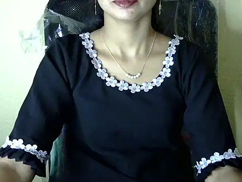 Snapshot of Rahat_S chatting on 11/29/25, 07:11 Rahat S online show from 11/29/25, 07:11