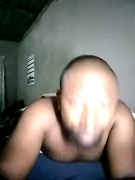 Snapshot of Welhaven30 chatting on 12/18/25, 02:28 Welhaven30 online show from 12/18/25, 02:28