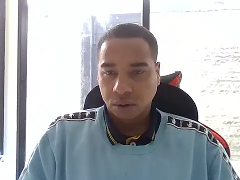 JUNINHOLEKE online show from 09/09/25, 03:22